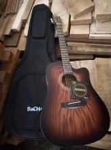 SADA KYTARA BACH ZE SHOWROOMU DC70GDB+POVLAK+STRUNY